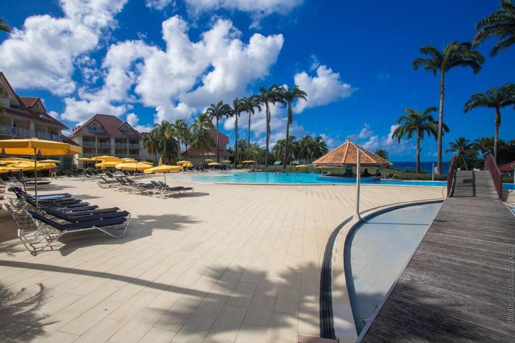 Suite Tropicale Village Vacances Сент-Люс Екстер'єр фото